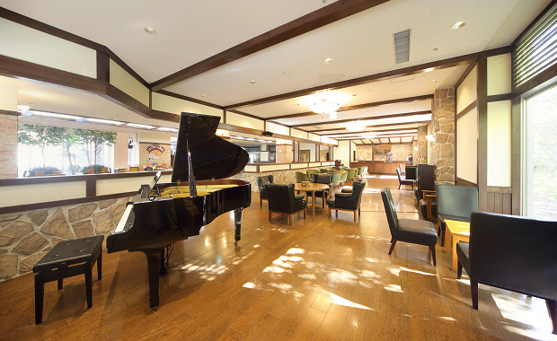 Lounge Cafe KOMOREBI